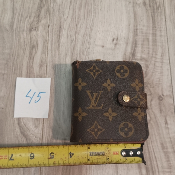 LOUIS VUITTON LV Monogram Canvas Leather Zippy Clutch Compact Wallet - Picture 12 of 13